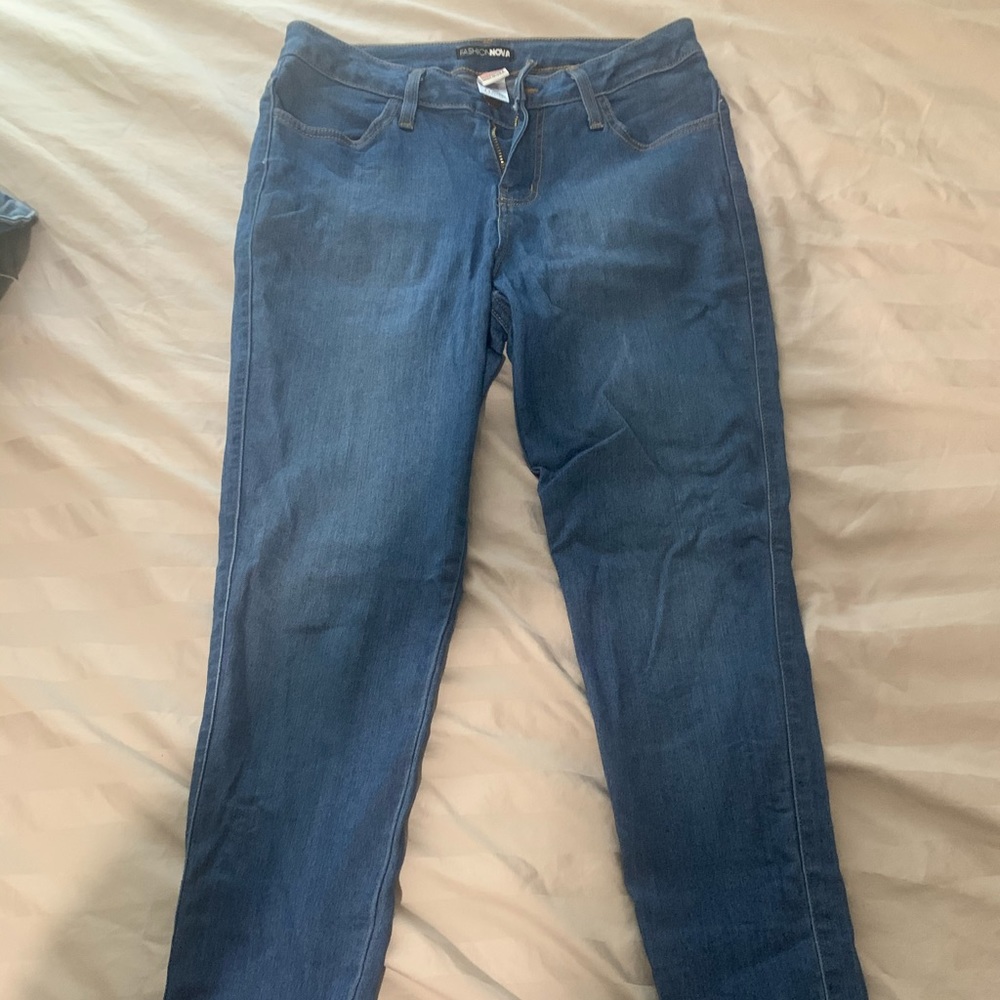 Fashion nova jeans